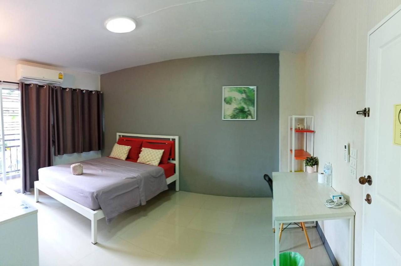 Room 9 Residence (Adults Only) Pluak Daeng Ngoại thất bức ảnh