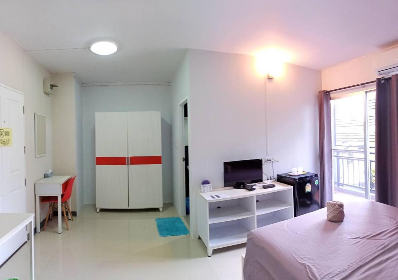 Room 9 Residence (Adults Only) Pluak Daeng Ngoại thất bức ảnh